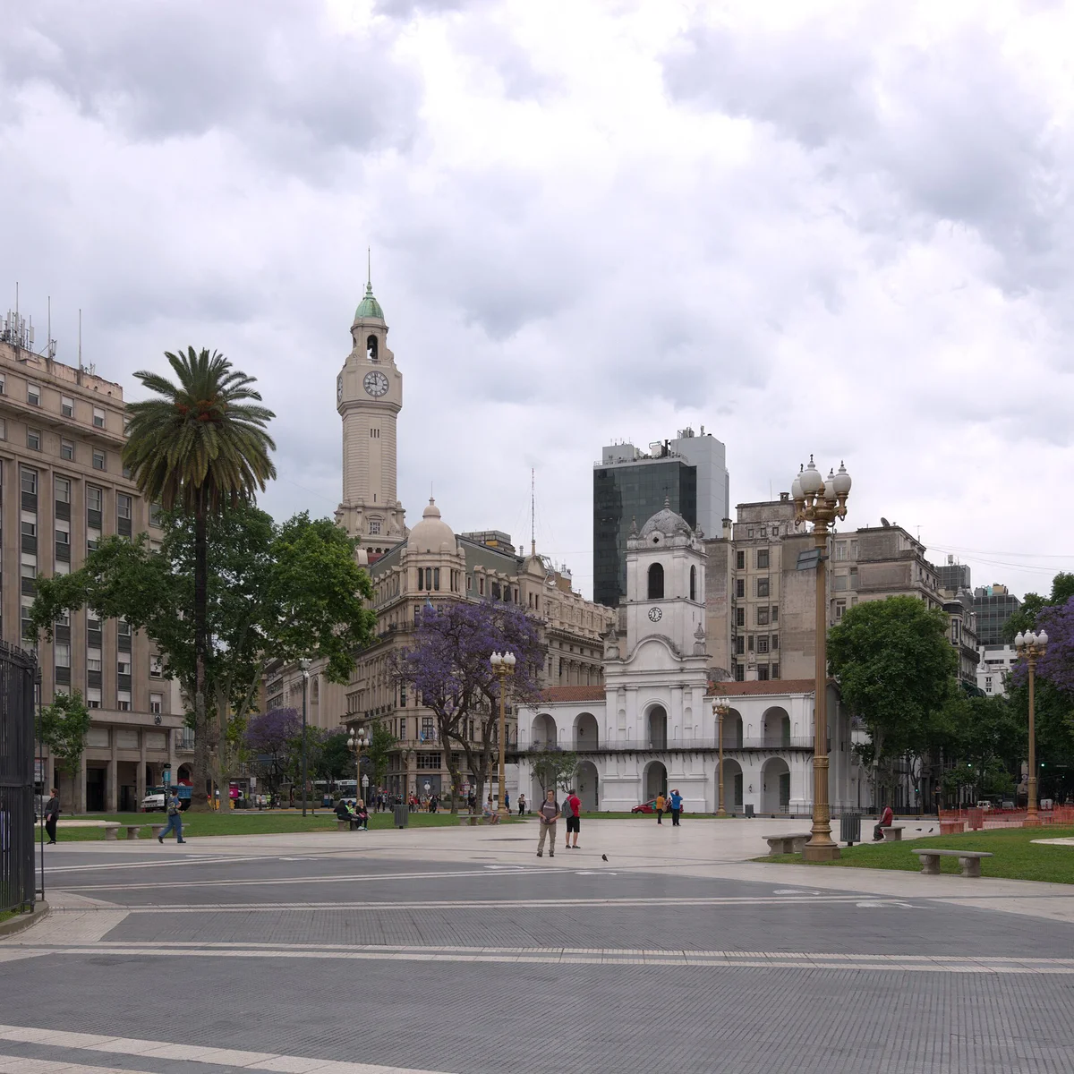 Multitud movilizada en la Plaza de Mayo